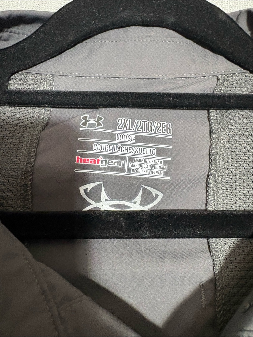 Under Armour Gray Performance HeatGear Short-Sleeve Shirt - Picture 2 of 3